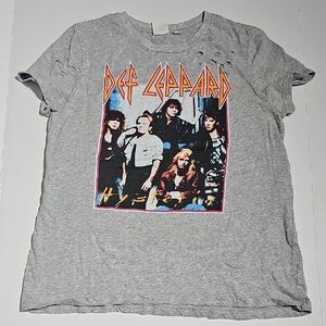 Junk Food Def Leppard Distressed Tee M